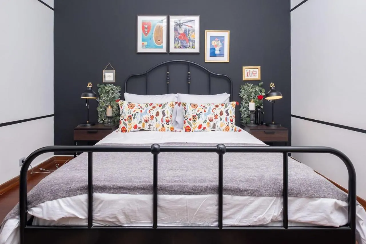 Flat With Terrace Near Istiklal Street Apartment Istanbul