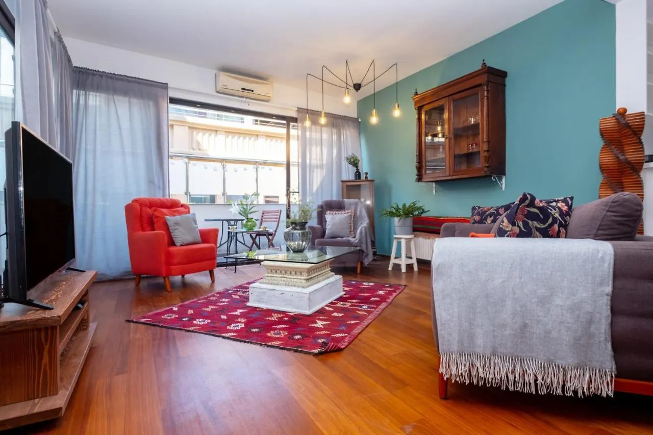 Flat With Terrace Near Istiklal Street Apartment Istanbul